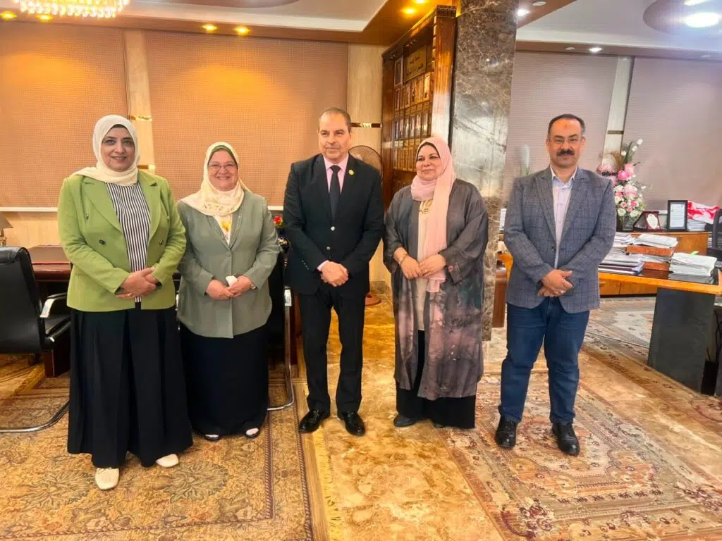 «مصر الوسطى لتوزيع الكهرباء» تكرّم عزة مراد بمناسبة بلوغها سن التقاعد «مصر الوسطى لتوزيع الكهرباء» تكرّم عزة مراد بمناسبة بلوغها سن التقاعد