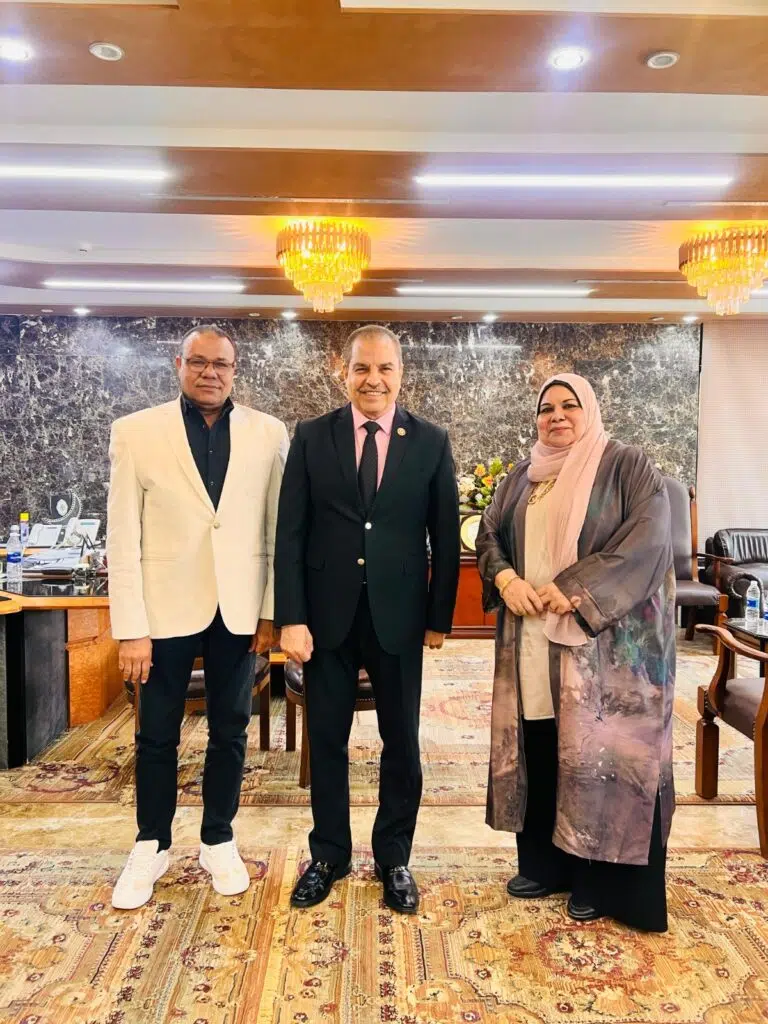 «مصر الوسطى لتوزيع الكهرباء» تكرّم عزة مراد بمناسبة بلوغها سن التقاعد «مصر الوسطى لتوزيع الكهرباء» تكرّم عزة مراد بمناسبة بلوغها سن التقاعد