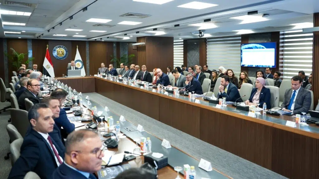 «البترول» تتابع استعدادات تنظيم النسخة الـ٩ من «إيجبس 2026» المقرر انطلاقها مارس المقبل «البترول» تتابع استعدادات تنظيم النسخة الـ٩ من «إيجبس 2026» المقرر انطلاقها مارس المقبل